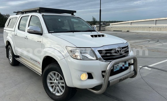 Comprar Usado Toyota Hilux Branco Carro em Maputo em Maputo Comprar Usado Toyota Hilux Branco Carro em Maputo em Maputo