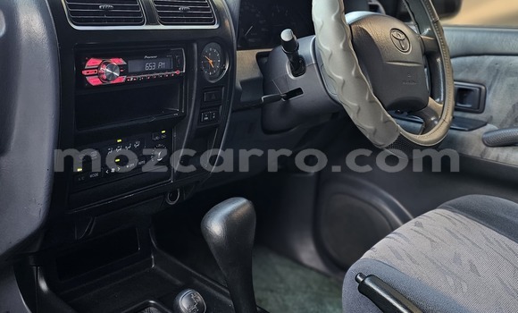 Nunua Ilio tumika Toyota Land Cruiser Prado Fedha Gari ndani ya Maputo nchini Maputo Nunua Ilio tumika Toyota Land Cruiser Prado Fedha Gari ndani ya Maputo nchini Maputo