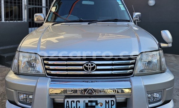 Nunua Ilio tumika Toyota Land Cruiser Prado Fedha Gari ndani ya Maputo nchini Maputo Nunua Ilio tumika Toyota Land Cruiser Prado Fedha Gari ndani ya Maputo nchini Maputo