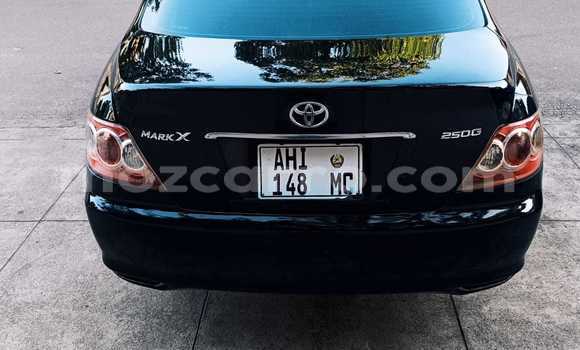 Tenga Tsaru Toyota Mark X Nhema Mota in Maputo in Maputo Tenga Tsaru Toyota Mark X Nhema Mota in Maputo in Maputo