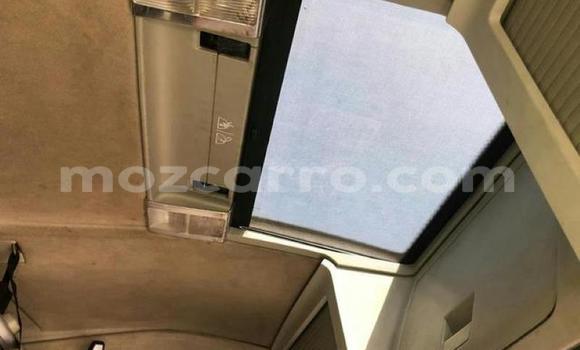 Nunua Ilio tumika Volvo F4 Nyeupe Lori ndani ya Gilé nchini Zambezia Nunua Ilio tumika Volvo F4 Nyeupe Lori ndani ya Gilé nchini Zambezia