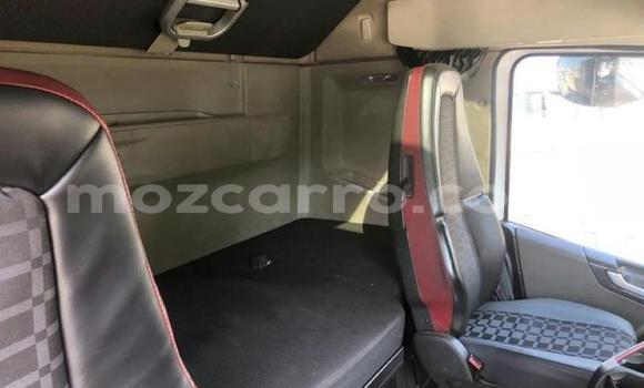 Nunua Ilio tumika Volvo F4 Nyeupe Lori ndani ya Gilé nchini Zambezia Nunua Ilio tumika Volvo F4 Nyeupe Lori ndani ya Gilé nchini Zambezia