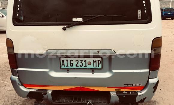 Nunua Ilio tumika Toyota Hiace Nyingine Gari ndani ya Maputo nchini Maputo Nunua Ilio tumika Toyota Hiace Nyingine Gari ndani ya Maputo nchini Maputo