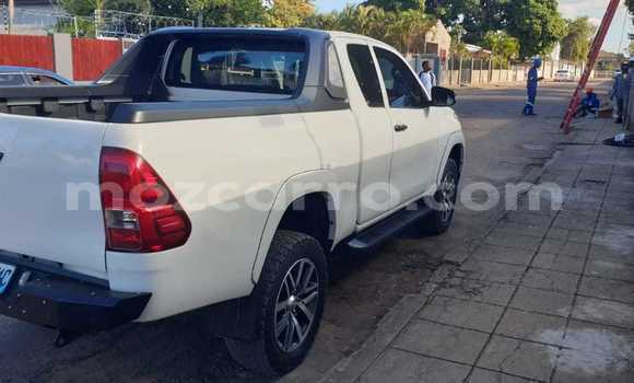 Nunua Ilio tumika Toyota Hiluxe Revo Nyeupe Gari ndani ya Maputo nchini Maputo Nunua Ilio tumika Toyota Hiluxe Revo Nyeupe Gari ndani ya Maputo nchini Maputo