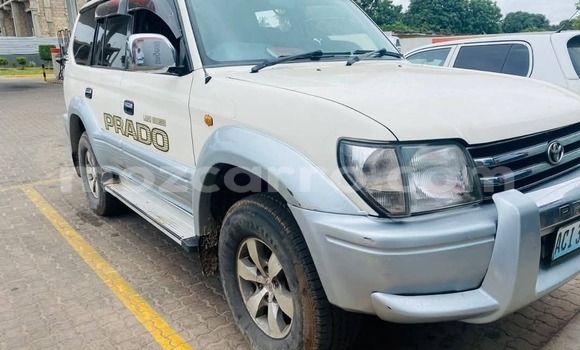 Nunua Ilio tumika Toyota Land Cruiser Prado Nyingine Gari ndani ya Maputo nchini Maputo Nunua Ilio tumika Toyota Land Cruiser Prado Nyingine Gari ndani ya Maputo nchini Maputo