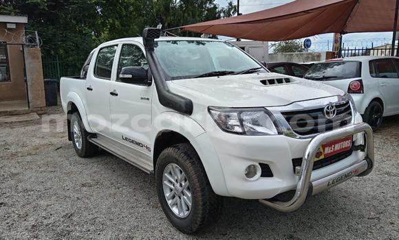 Comprar Usado Toyota Hilux Branco Carro em Maputo em Maputo Comprar Usado Toyota Hilux Branco Carro em Maputo em Maputo