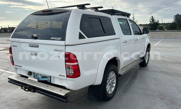 Tenga Itsva Toyota Hilux Chena Mota in Maputo in Maputo Tenga Itsva Toyota Hilux Chena Mota in Maputo in Maputo
