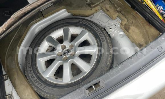 Comprar Usado Toyota Avensis Prata Carro em Maputo em Maputo Comprar Usado Toyota Avensis Prata Carro em Maputo em Maputo