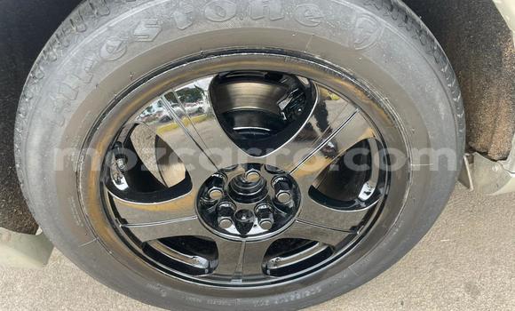 Comprar Usado Toyota Avensis Prata Carro em Maputo em Maputo Comprar Usado Toyota Avensis Prata Carro em Maputo em Maputo