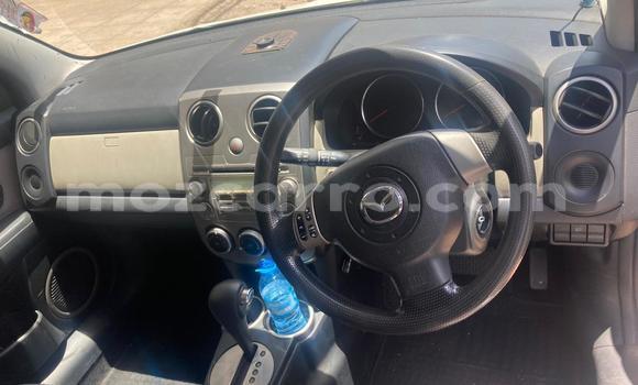 Nunua Ilio tumika Mazda Verisa Nyeupe Gari ndani ya Maputo nchini Maputo Nunua Ilio tumika Mazda Verisa Nyeupe Gari ndani ya Maputo nchini Maputo