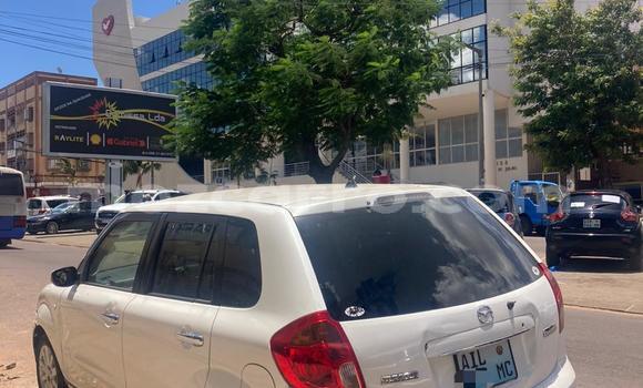 Nunua Ilio tumika Mazda Verisa Nyeupe Gari ndani ya Maputo nchini Maputo Nunua Ilio tumika Mazda Verisa Nyeupe Gari ndani ya Maputo nchini Maputo