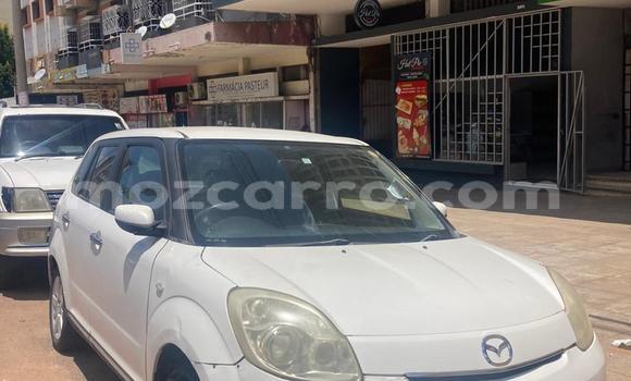 Nunua Ilio tumika Mazda Verisa Nyeupe Gari ndani ya Maputo nchini Maputo Nunua Ilio tumika Mazda Verisa Nyeupe Gari ndani ya Maputo nchini Maputo