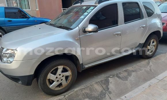 Tenga Tsaru Renault Duster Zvimwe Mota in Maputo in Maputo Tenga Tsaru Renault Duster Zvimwe Mota in Maputo in Maputo