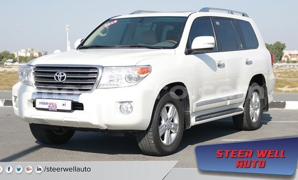 Nunua Imported Toyota Land Cruiser Nyeupe Gari ndani ya Import - Dubai nchini Cabo Delgado Nunua Imported Toyota Land Cruiser Nyeupe Gari ndani ya Import - Dubai nchini Cabo Delgado