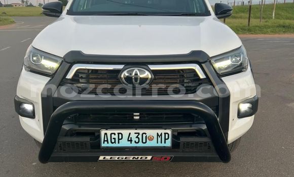 Comprar Novo Toyota Hilux Branco Carro em Maputo em Maputo Comprar Novo Toyota Hilux Branco Carro em Maputo em Maputo