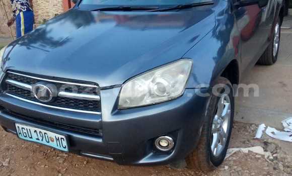 Buy Used Toyota RAV4 Blue Car in Maputo in Maputo Buy Used Toyota RAV4 Blue Car in Maputo in Maputo