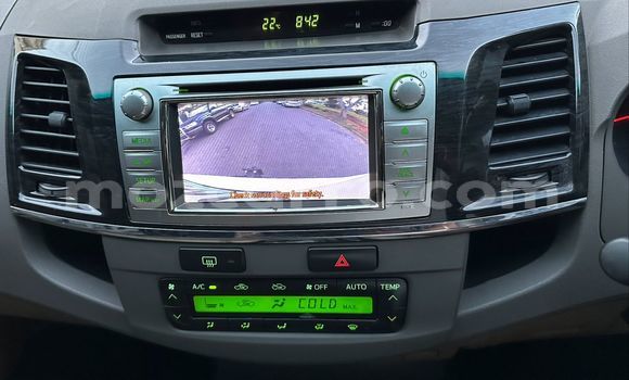 Nunua Ilio tumika Toyota Fortuner Nyeupe Gari ndani ya Maputo nchini Maputo Nunua Ilio tumika Toyota Fortuner Nyeupe Gari ndani ya Maputo nchini Maputo