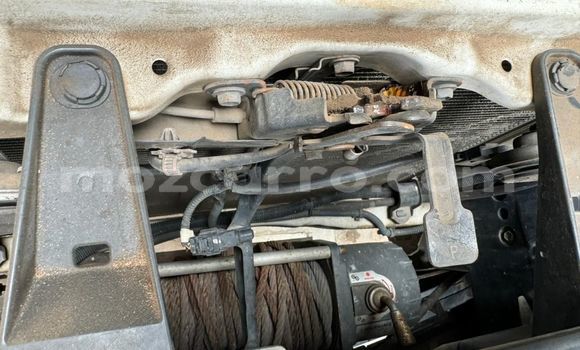 Nunua Ilio tumika Toyota Fortuner Nyeupe Gari ndani ya Maputo nchini Maputo Nunua Ilio tumika Toyota Fortuner Nyeupe Gari ndani ya Maputo nchini Maputo