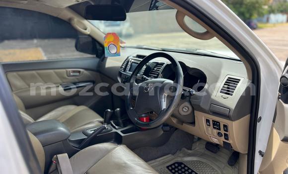 Nunua Ilio tumika Toyota Fortuner Nyeupe Gari ndani ya Maputo nchini Maputo Nunua Ilio tumika Toyota Fortuner Nyeupe Gari ndani ya Maputo nchini Maputo