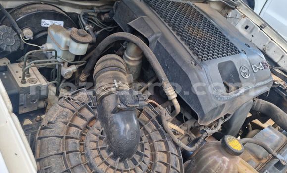 Buy Used Toyota Hilux White Car in Maputo in Maputo Buy Used Toyota Hilux White Car in Maputo in Maputo