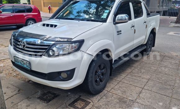 Buy Used Toyota Hilux White Car in Maputo in Maputo Buy Used Toyota Hilux White Car in Maputo in Maputo
