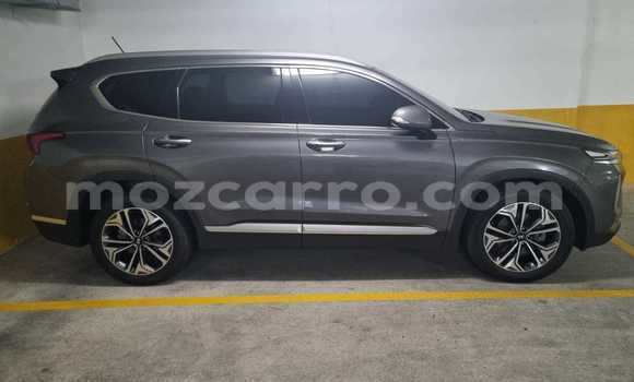 Comprar Novo Hyundai Santa Fe De outros Carro em Maputo em Maputo