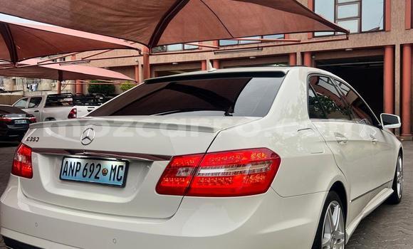 Buy New Mercedes-Benz E-Classe Silver Car in Maputo in Maputo Buy New Mercedes-Benz E-Classe Silver Car in Maputo in Maputo