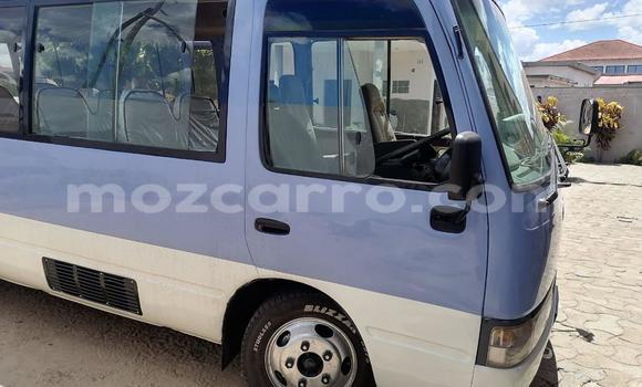 Comprar Usado Toyota Coaster Azul Carro em Maputo em Maputo Comprar Usado Toyota Coaster Azul Carro em Maputo em Maputo