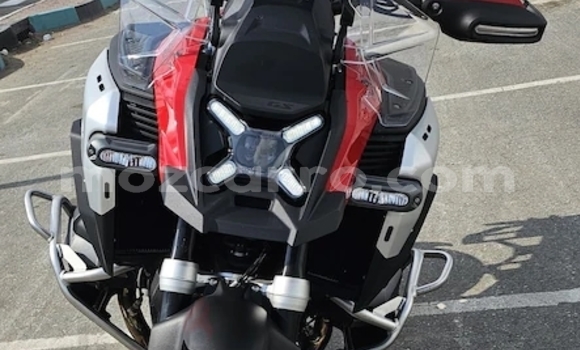 Tenga Tsaru BMW R1200GS Adventure Tsvuku Bike in Maputo in Maputo