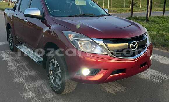 Comprar Usado Mazda BT-50 Vermelho Carro em Maputo em Maputo