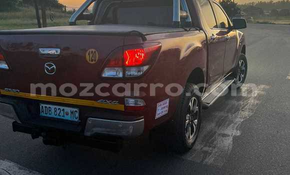 Nunua Ilio tumika Mazda BT-50 Nyekundu Gari ndani ya Maputo nchini Maputo Nunua Ilio tumika Mazda BT-50 Nyekundu Gari ndani ya Maputo nchini Maputo
