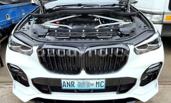 Comprar Novo BMW X5 Branco Carro em Maputo em Maputo Comprar Novo BMW X5 Branco Carro em Maputo em Maputo