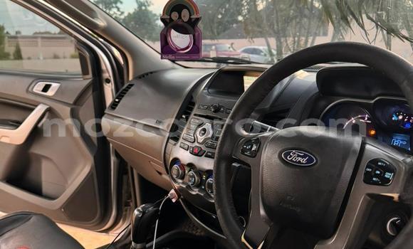 Tenga Tsaru Ford Ranger Zvimwe Mota in Maputo in Maputo Tenga Tsaru Ford Ranger Zvimwe Mota in Maputo in Maputo