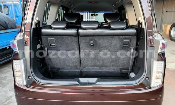 Buy Used Nissan Ellgrand Brown Car in Maputo in Maputo Buy Used Nissan Ellgrand Brown Car in Maputo in Maputo