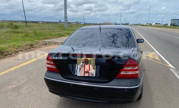 Comprar Usado Mercedes-Benz E-Classe Preto Carro em Maputo em Maputo Comprar Usado Mercedes-Benz E-Classe Preto Carro em Maputo em Maputo