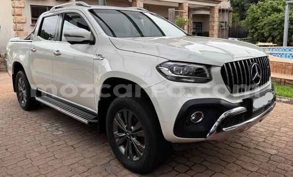 Comprar Novo Mercedes‒Benz X-klasse Concept Branco Carro em Maputo em Maputo