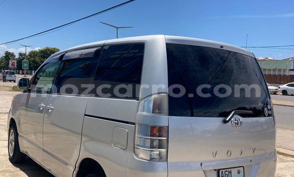 Tenga Tsaru Toyota Voxy Zvimwe Mota in Maputo in Maputo Tenga Tsaru Toyota Voxy Zvimwe Mota in Maputo in Maputo