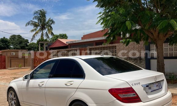 Buy Used Mercedes-Benz C-Classe Silver Car in Maputo in Maputo Buy Used Mercedes-Benz C-Classe Silver Car in Maputo in Maputo