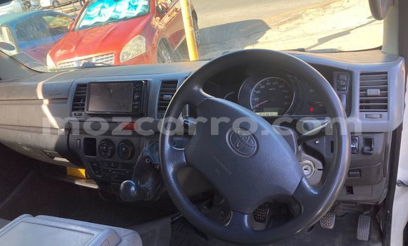 Buy Used Toyota Hiace White Car in Maputo in Maputo Buy Used Toyota Hiace White Car in Maputo in Maputo