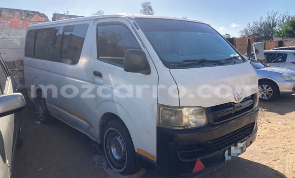 Buy Used Toyota Hiace White Car in Maputo in Maputo Buy Used Toyota Hiace White Car in Maputo in Maputo