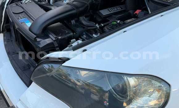 Nunua Ilio tumika BMW X5 Nyeupe Gari ndani ya Maputo nchini Maputo Nunua Ilio tumika BMW X5 Nyeupe Gari ndani ya Maputo nchini Maputo