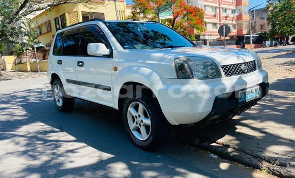 Buy Used Nissan X-Trail White Car in Maputo in Maputo Buy Used Nissan X-Trail White Car in Maputo in Maputo