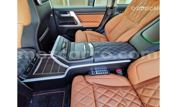 Comprar Importar Toyota Land Cruiser Preto Carro em Import - Dubai em Cabo Delgado Comprar Importar Toyota Land Cruiser Preto Carro em Import - Dubai em Cabo Delgado
