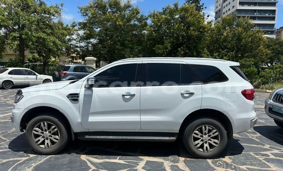 Nunua Ilio tumika Ford Everest Nyeupe Gari ndani ya Maputo nchini Maputo Nunua Ilio tumika Ford Everest Nyeupe Gari ndani ya Maputo nchini Maputo
