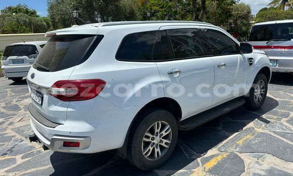 Nunua Ilio tumika Ford Everest Nyeupe Gari ndani ya Maputo nchini Maputo Nunua Ilio tumika Ford Everest Nyeupe Gari ndani ya Maputo nchini Maputo