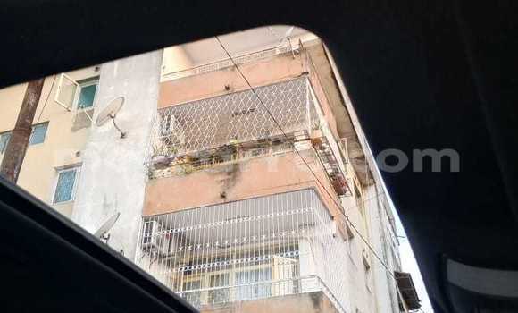 Nunua Ilio tumika Mercedes‒Benz E-klasse Nyeupe Gari ndani ya Maputo nchini Maputo Nunua Ilio tumika Mercedes‒Benz E-klasse Nyeupe Gari ndani ya Maputo nchini Maputo