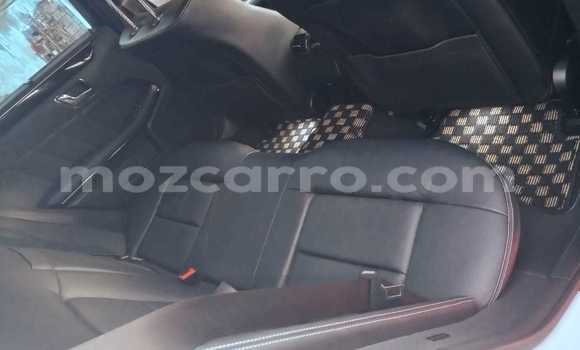 Nunua Ilio tumika Mercedes‒Benz E-klasse Nyeupe Gari ndani ya Maputo nchini Maputo Nunua Ilio tumika Mercedes‒Benz E-klasse Nyeupe Gari ndani ya Maputo nchini Maputo
