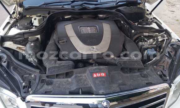 Nunua Ilio tumika Mercedes‒Benz E-klasse Nyeupe Gari ndani ya Maputo nchini Maputo Nunua Ilio tumika Mercedes‒Benz E-klasse Nyeupe Gari ndani ya Maputo nchini Maputo