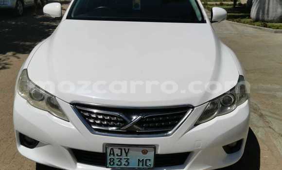 Comprar Usado Toyota Mark X Branco Carro em Maputo em Maputo