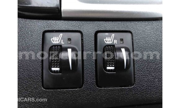 Tenga Imported Toyota Highlander Zvimwe Mota in Import - Dubai in Cabo Delgado Tenga Imported Toyota Highlander Zvimwe Mota in Import - Dubai in Cabo Delgado